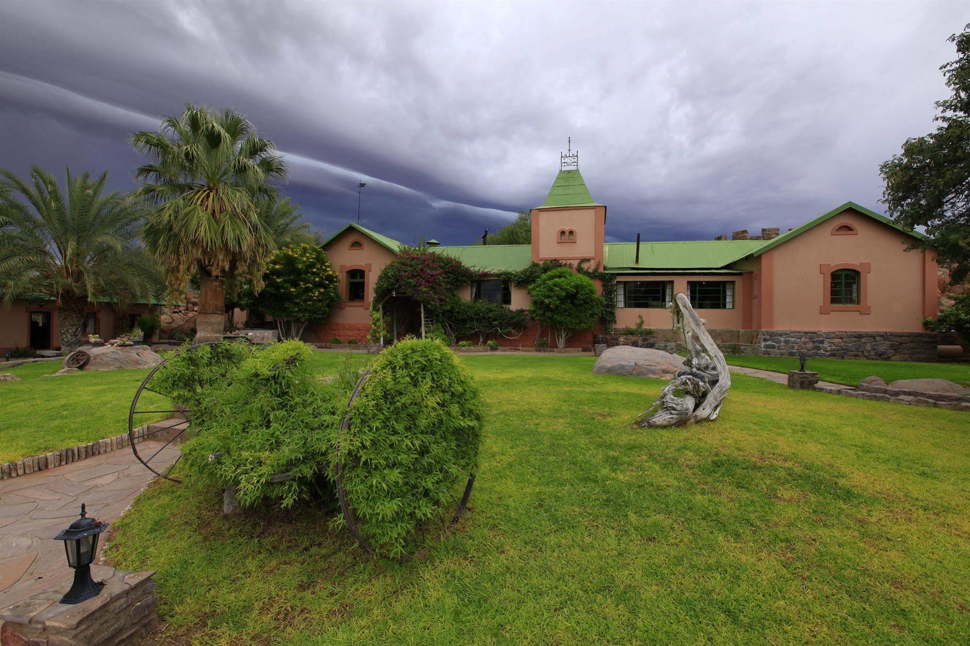 Gondwana Canyon Lodge Kanebis 外观 照片