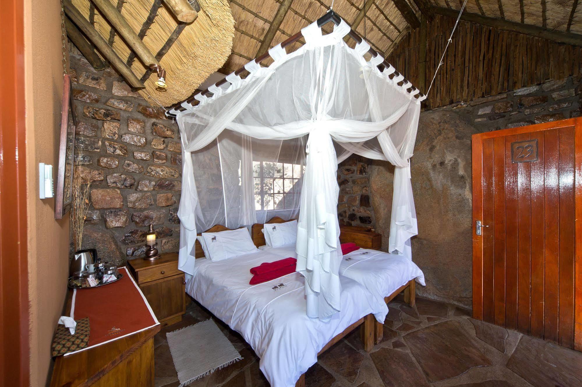 Gondwana Canyon Lodge Kanebis 外观 照片